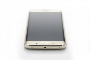 Samsung_Galaxy_S6_edge-5-1-480x320